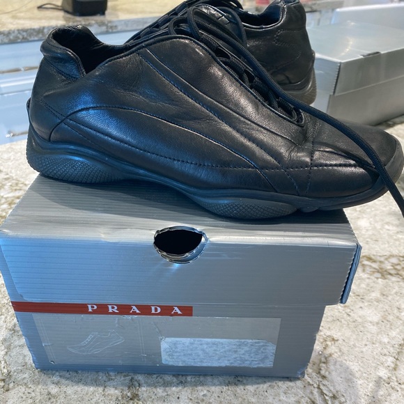 Prada unisex sneakers - Picture 1 of 3